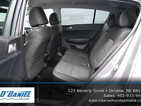 Used 2018 Kia Sportage LX AWD/4WD image 35