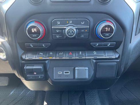 Used 2019 Chevrolet Silverado 1500 RST AWD/4WD image 9