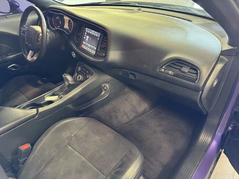 Used 2018 Dodge Challenger R/T Scat Pack w/ Leather Interior Group image 5