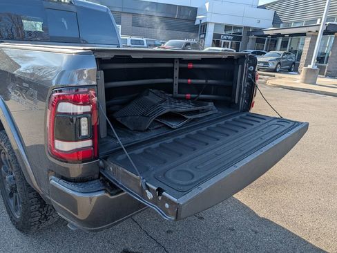 Used 2020 RAM 2500 Laramie w/ Night Edition AWD/4WD image 26