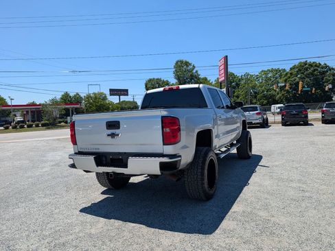 Used 2017 Chevrolet Silverado 1500 LT w/ All Star Edition AWD/4WD image 7