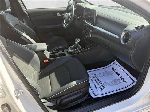 Used 2024 Kia Forte GT-Line image 18