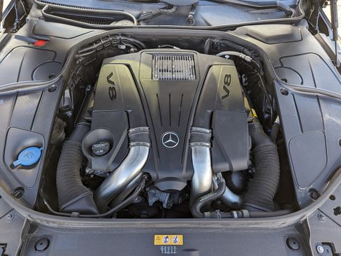 Used 2017 Mercedes-Benz S 550 4MATIC Sedan image 54