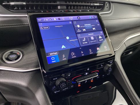 Used 2022 Jeep Grand Cherokee L Limited w/ MOPAR Finishing Package image 39