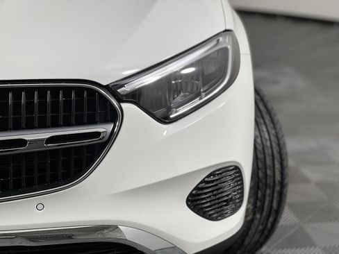 Used 2026 Mercedes-Benz GLC 300 4MATIC image 7