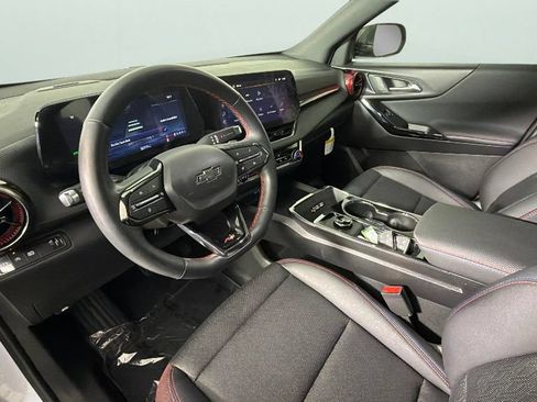 Used 2026 Chevrolet Equinox RS FWD image 18