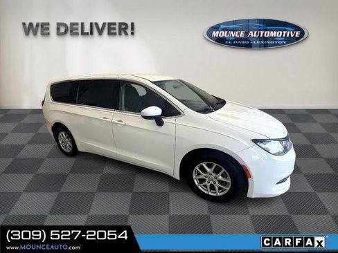 Used 2017 Chrysler Pacifica LX FWD image 5
