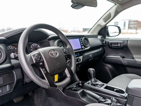 Used 2023 Toyota Tacoma SR image 17