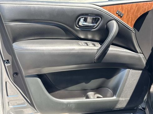 Used 2019 INFINITI QX80 Luxe w/ 22" Wheel Package AWD/4WD image 15