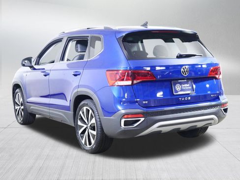 Used 2023 Volkswagen Taos SE AWD/4WD image 5