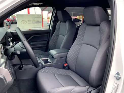 New 2026 Toyota Tacoma SR5 AWD/4WD image 9