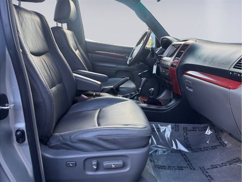 Used 2009 Lexus GX 470 image 18