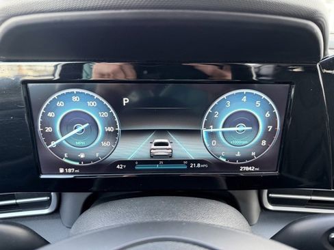 Certified 2021 Hyundai Elantra SEL w/ Convenience Package image 19