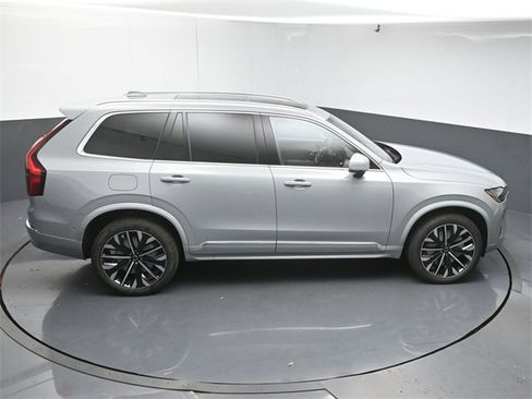 Used 2026 Volvo XC90 B6 Plus w/ Protection Package Premier image 41