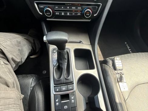 Used 2018 Kia Optima EX w/ Technology Package FWD image 17