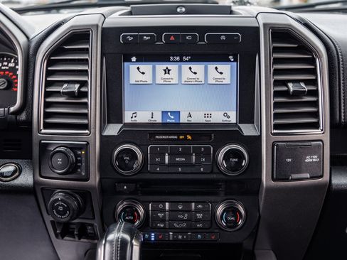 Used 2018 Ford F150 Raptor w/ Equipment Group 802A Luxury image 15