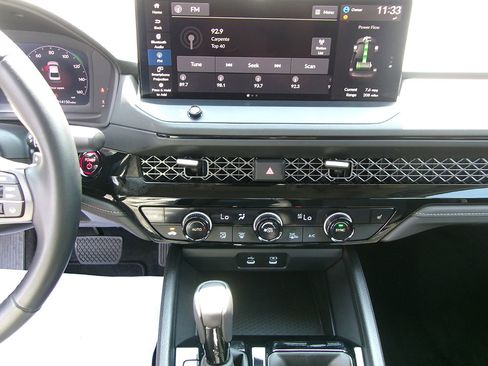 Used 2024 Honda Accord EX-L image 17