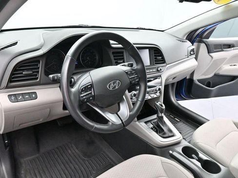 Used 2020 Hyundai Elantra Value Edition FWD image 14