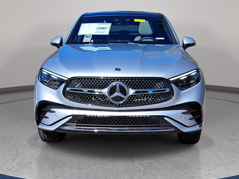 Used 2026 Mercedes-Benz GLC 300 4MATIC image 2