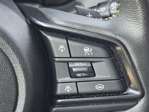 Used 2025 Subaru Outback Wilderness AWD/4WD image 12