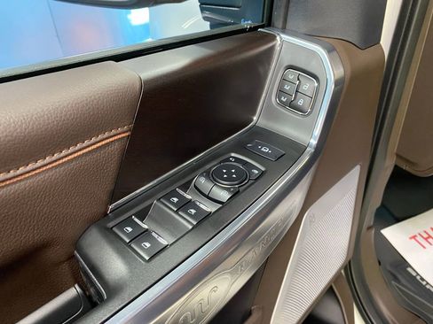 New 2025 Ford F350 King Ranch w/ Chrome Package image 32