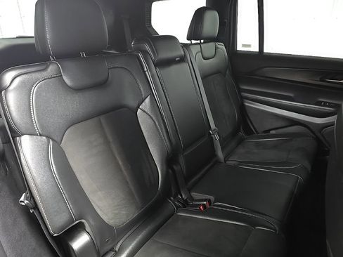 Used 2024 Jeep Grand Cherokee L Laredo AWD/4WD image 16
