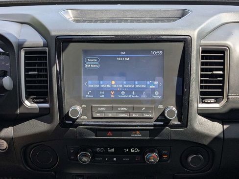Used 2022 Nissan Frontier SV RWD image 16
