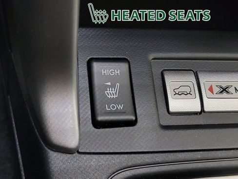 Used 2018 Subaru Forester 2.5i Premium w/ All-Weather Package image 20