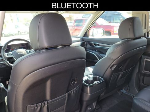 Used 2024 Kia Telluride EX w/ EX Captain's Chair Package AWD/4WD image 14