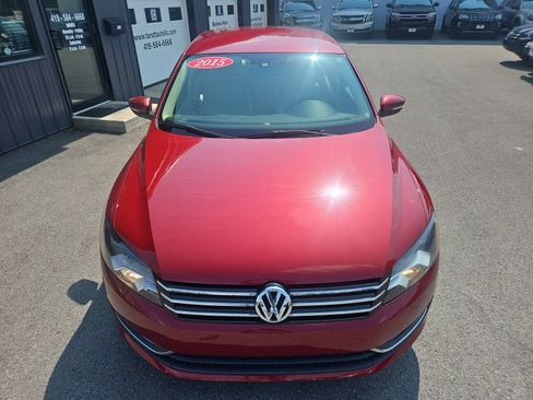 Used 2015 Volkswagen Passat 1.8T Limited Edition FWD image 11