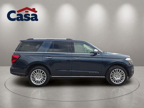 Used 2024 Ford Expedition Platinum AWD/4WD image 6