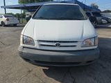 Used 1999 Toyota Sienna XLE image 4