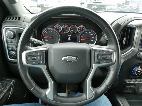 Used 2020 Chevrolet Silverado 1500 RST image 31