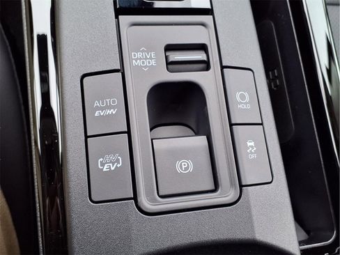 New 2026 Toyota Prius Plug-In Hybrid image 15