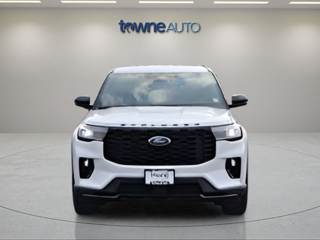 Used 2025 Ford Explorer ST-Line w/ ST-Line Street Pack AWD/4WD image 8