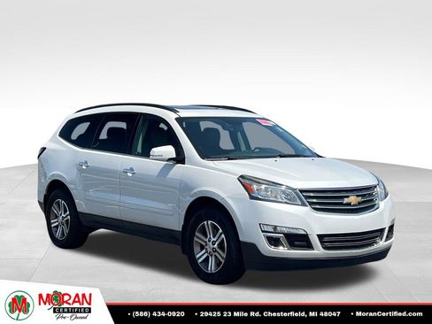 Used 2017 Chevrolet Traverse LT AWD/4WD image 7