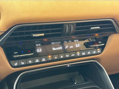 Certified 2025 MAZDA CX-70 3.3 Turbo S w/ Premium Plus image 26