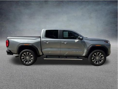 Used 2023 GMC Canyon Denali AWD/4WD image 9