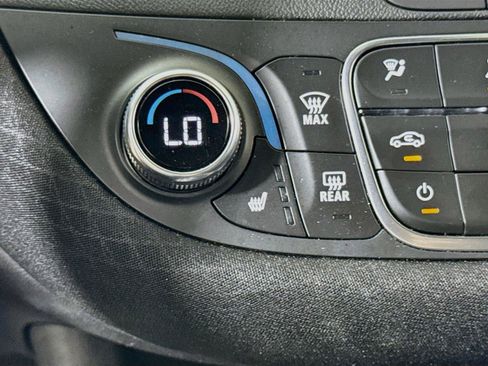 Certified 2025 Chevrolet Malibu LT FWD image 18