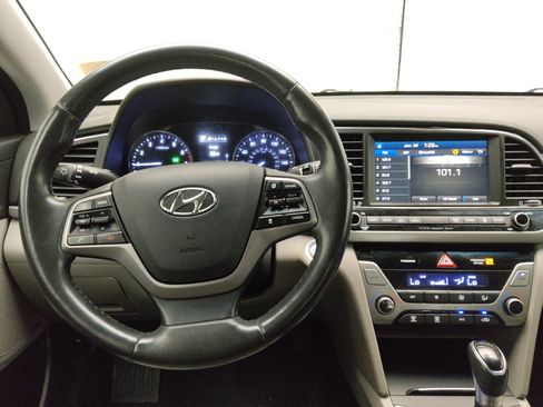 Used 2018 Hyundai Elantra Limited w/ Limited Ultimate Package 02 FWD image 22