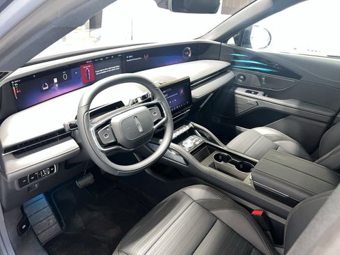 New 2025 Lincoln Nautilus Reserve w/ Jet Appearance Package image 8