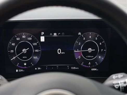 Used 2025 Kia Sportage SX image 10