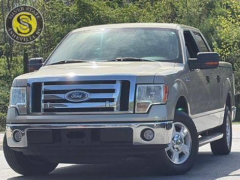 Used 2010 Ford F150 XLT RWD image 1