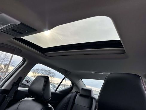 Used 2023 Nissan Altima 2.5 SR w/ SR Premium Package image 14