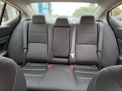 Used 2025 Nissan Altima 2.5 SV FWD image 23