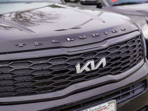 Used 2022 Kia Telluride S image 4