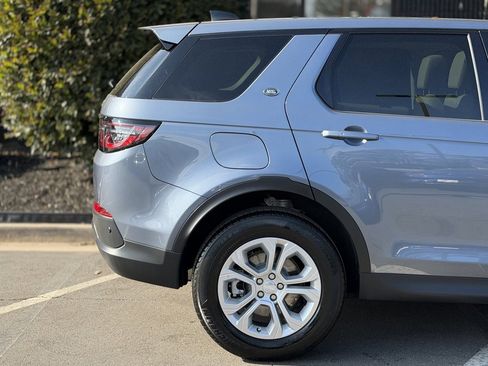 Used 2023 Land Rover Discovery Sport S image 21