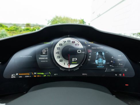 Used 2024 Ferrari SF90 Spider image 76