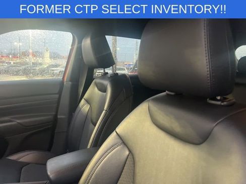 New 2026 Jeep Compass Latitude image 10