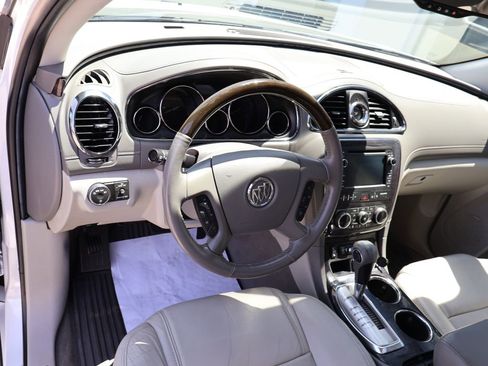 Used 2021 Buick Enclave Essence w/ Sound and Sites Package AWD/4WD image 20